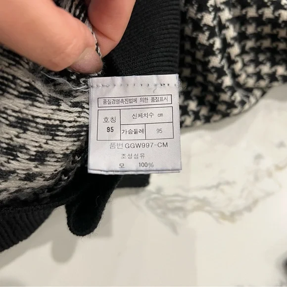 VINTAGE CHRISTIAN DIOR black houndstooth v neck pullover sweater monsieur - Picture 5 of 9